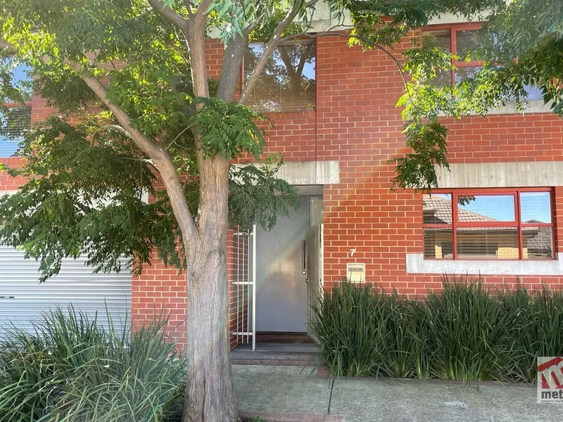 OPEN FOR INSPECTION WEDNESDAY 14TH APRIL 4:40PM - 4:55PM