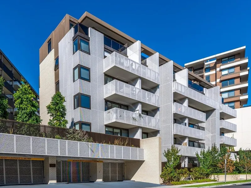 Great Size Apartment in Good Location