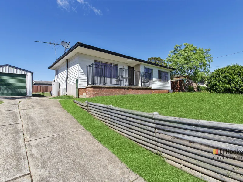 House with Granny Flat Potential!!