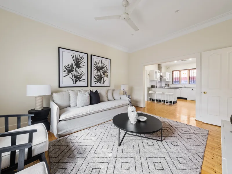 IDEAL LOCATION, ABUNDANCE OF CHARACTER