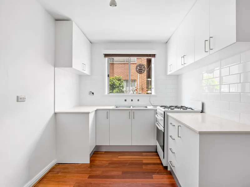 Neat Apartment In Great Location!