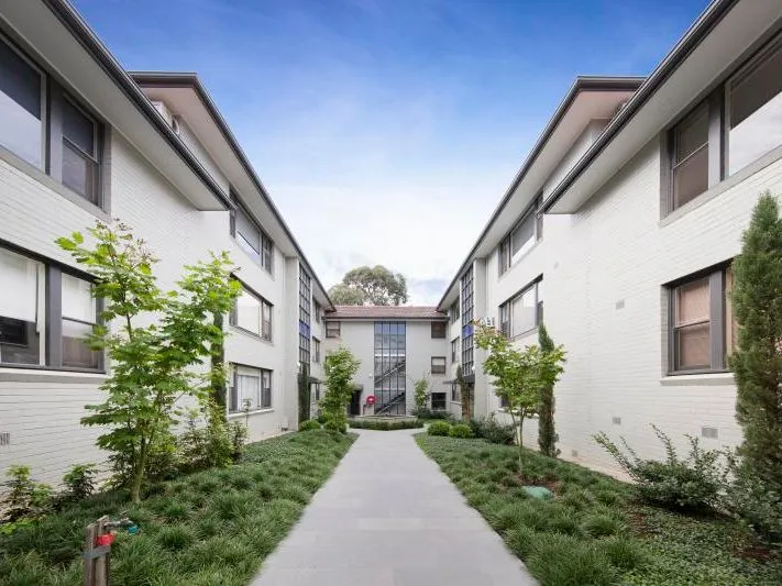 SERENE INNER CITY LIVING - FURNISHINGS FLEXIBLE