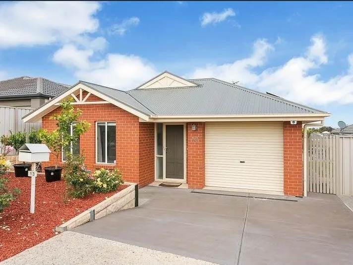 Spacious Living in a quiet suburb