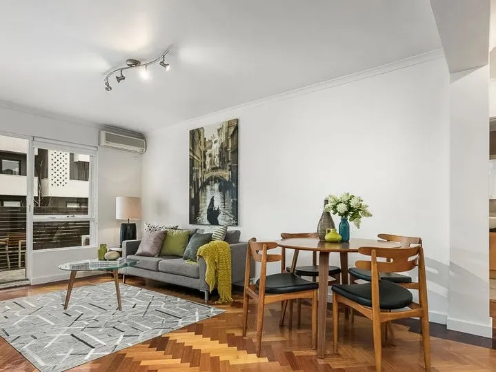 Ground Floor 2 Bedroom Living