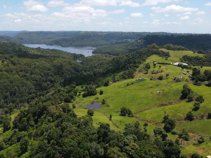 Acreage Living With Million Dollar Water and Mountain Views!