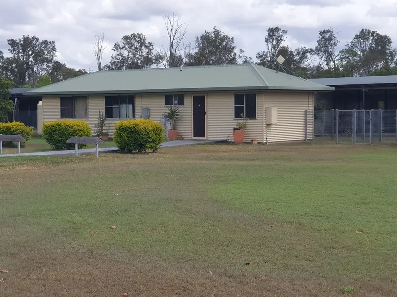 House & Council approved Kennels on 11.76 Ha