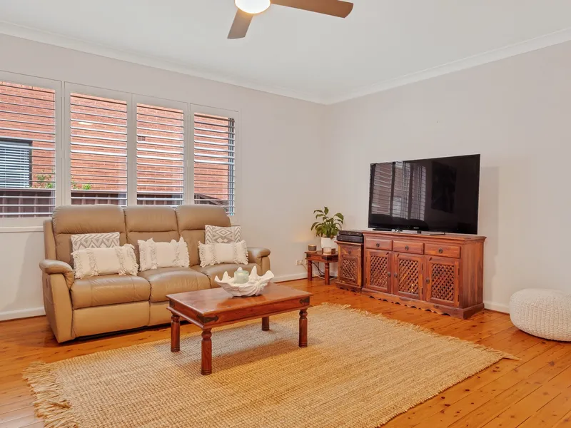 A Boutique Apartment With An Inviting Semi-Like Feel.