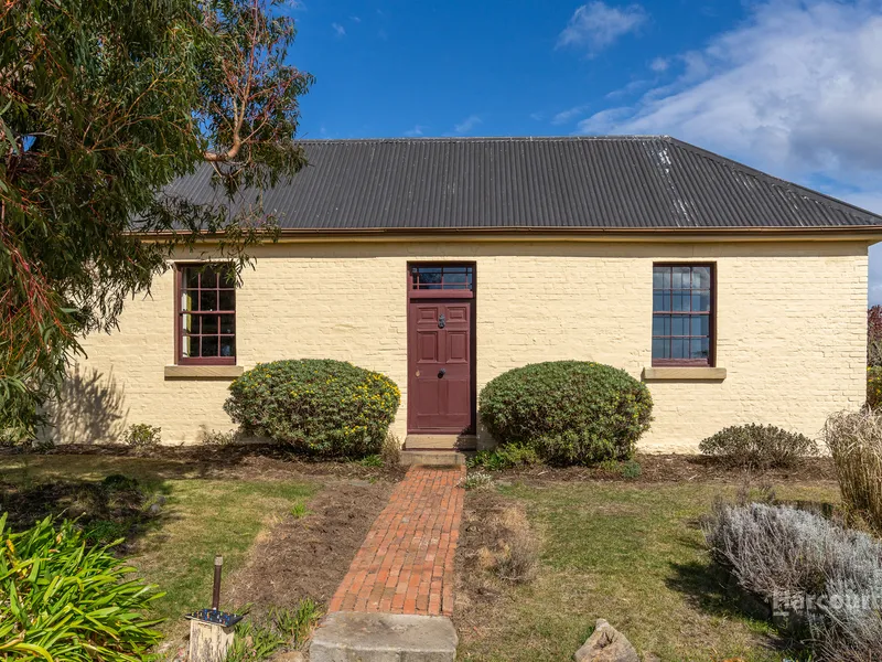 Heritage Landmark - Contemporary Living