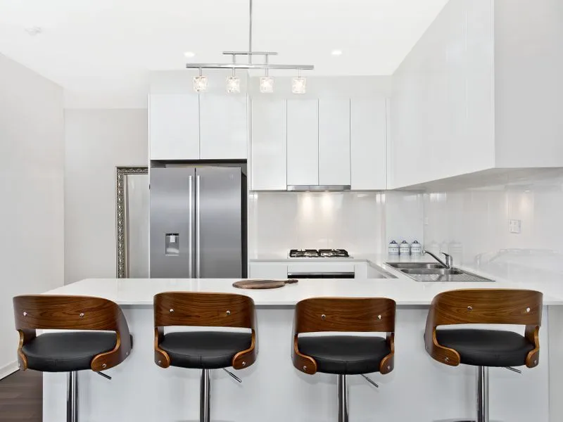 Open Saturday | Contact Rinat Talat 0499 995 440