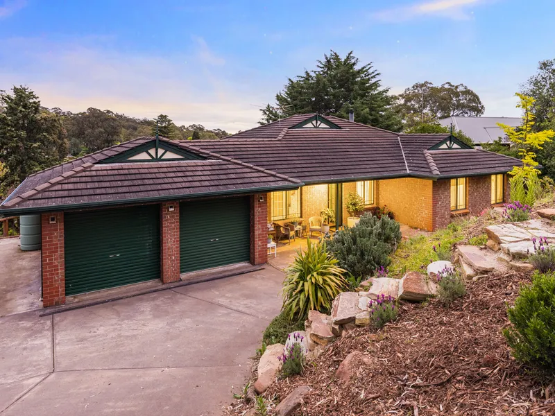 See the world like few can from a charming home that will change your perspective on Aberfoyle Park…