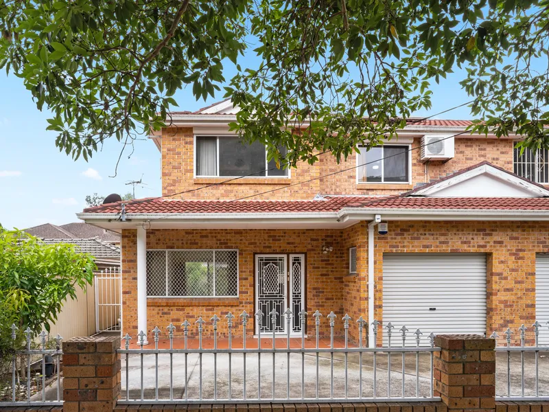 Comfortable Family Home & Convenient Location
