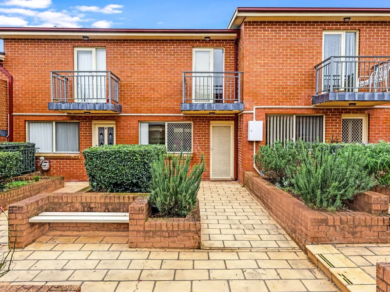 Modern Double Brick Townhouse