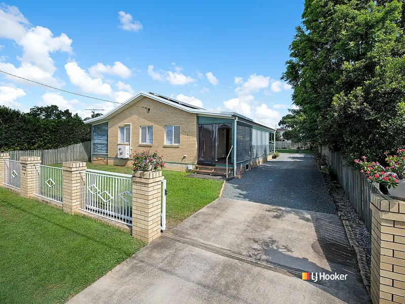 NEAT AS A PINE WITH 6 X 9m SHED ON 789sqm!