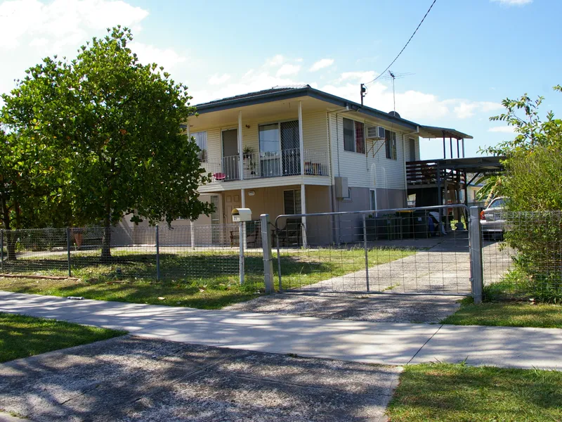 Unit Development Opportunity - 3 Homes on 2024 m2, Caboolture South