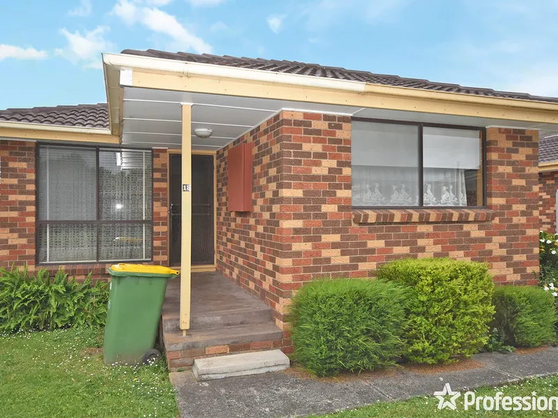 LEAVE THE CAR, WALK TO SHOPS AND STATION