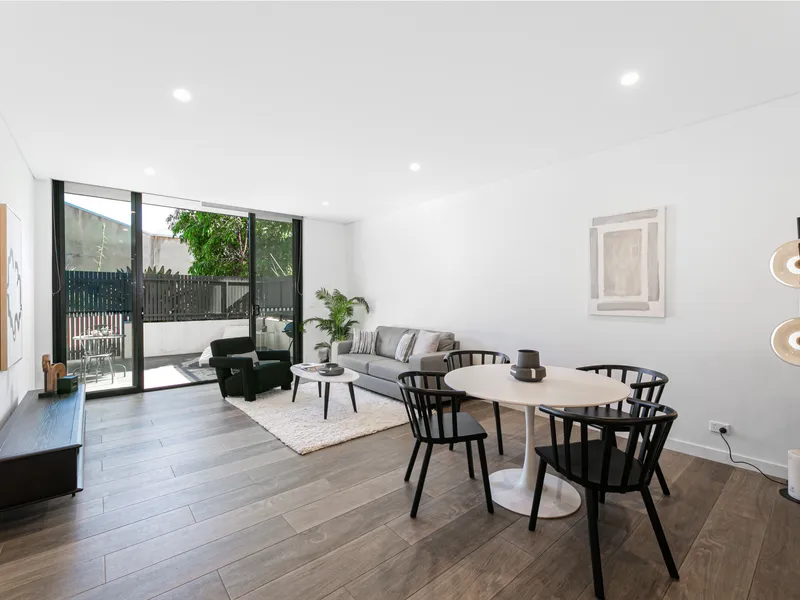 Exquisite Terrace style two bedroom apartment living with Style, the dream home in Rosebery