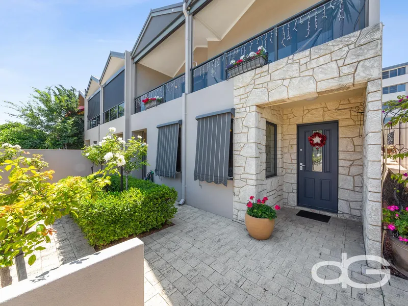 Large Inner City Home with Self-Contained Studio