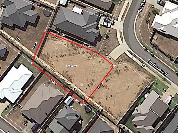 Spacious, level block in elevated street