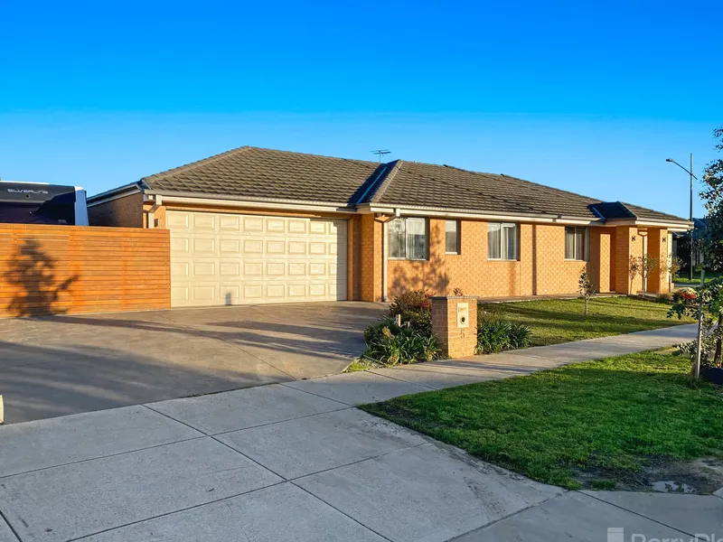 ZOOM OPEN HOME SATURDAY 1:15PM REGISTER TO ATTEND!