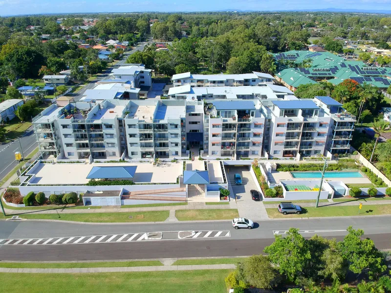 GREAT INVESTMENT / MODERN LIVING!!