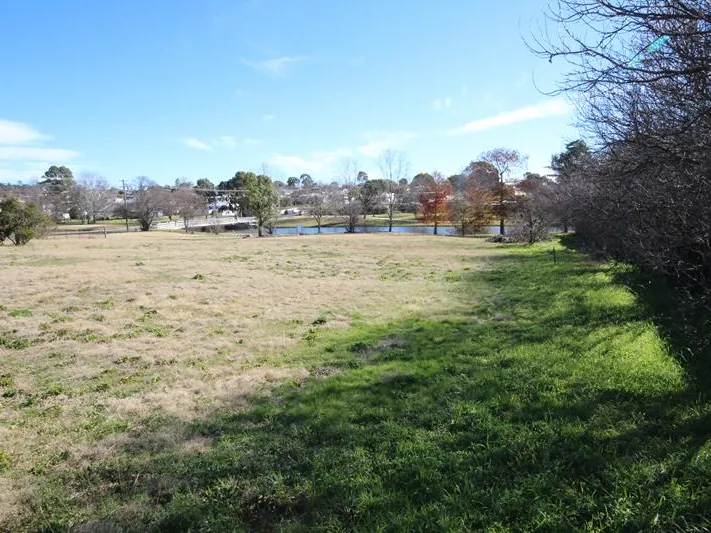 PRIME POSITION IN TOWN CENTRE - $490,000