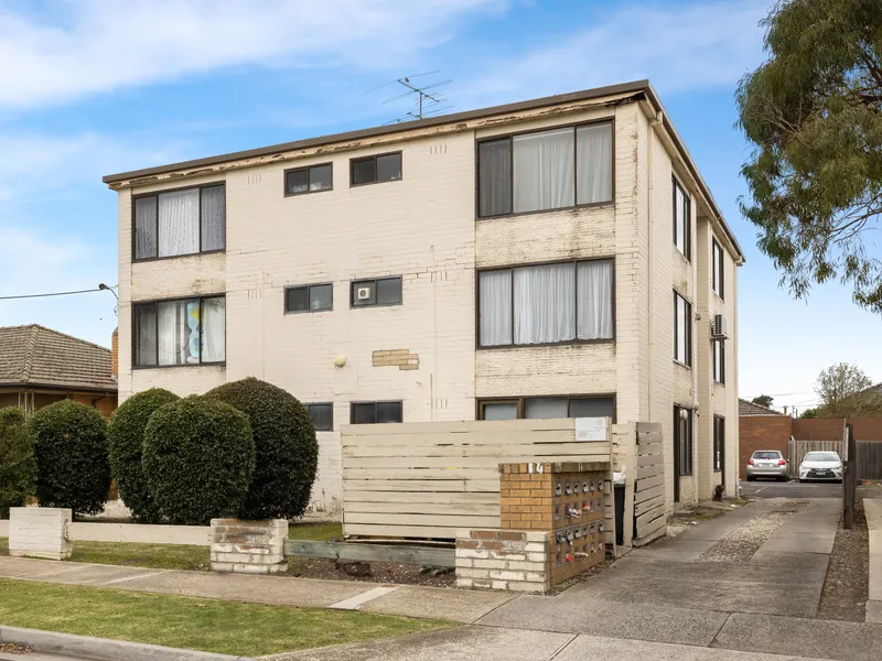 Low maintenance modern living