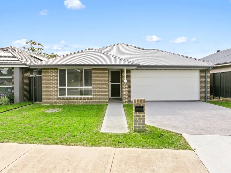 Bright Brand New Four Bedroom Family Home Ready to Go!