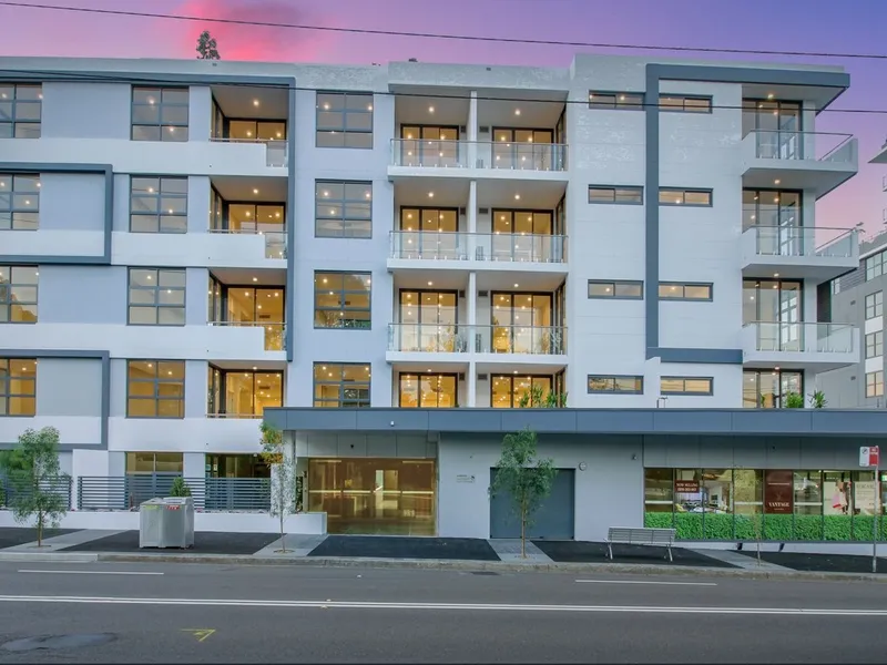 Best Location in Eastwood, Near New One Bedroom Apartment