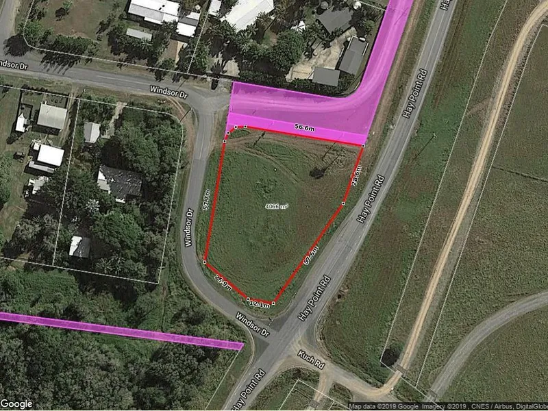 Vacant 1 Acre Residential Lot
