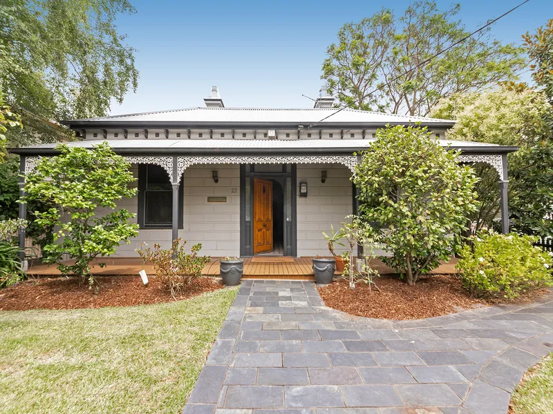 Please contact Katie Pickering to arrange an inspection; kpickering@hodges.com.au