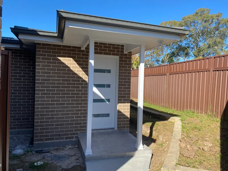 BRAND NEW GRANNY FLAT IN MACQUARIE FIELDS!