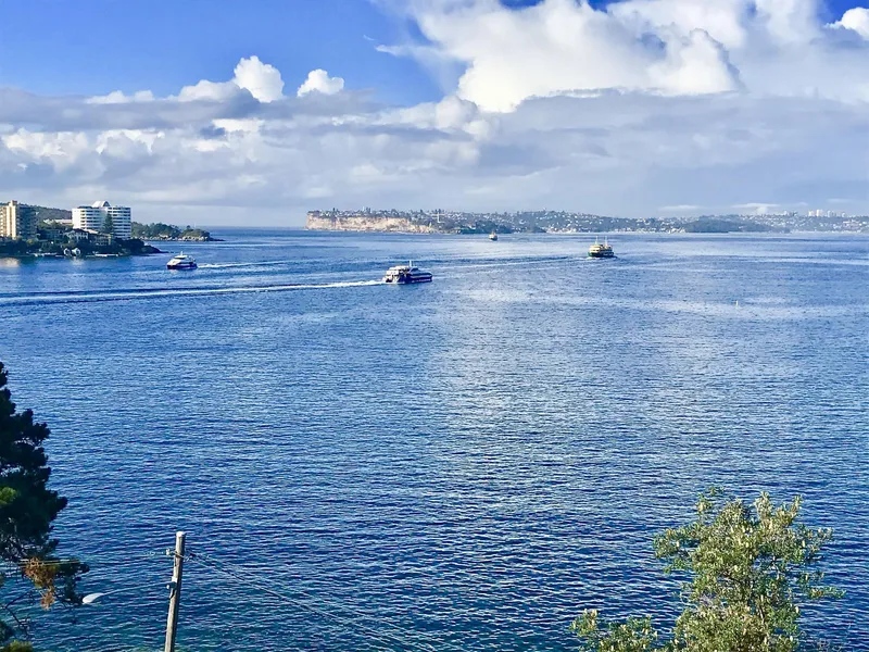 ABSOLUTE WATERFRONT BLISS