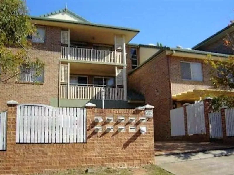 Leased. Another wanted. Great Unit, Great Location with Pool