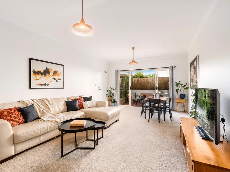 Elevated & Stylish Entertainer in the Heart of Petersham