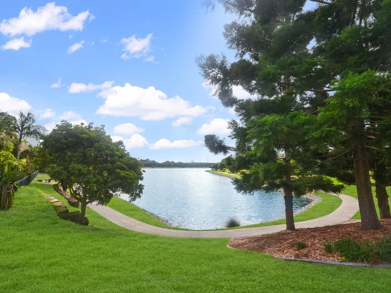 WHEN SIZE AND LOCATION IS IMPORTANT - HIGHLY SOUGHT AFTER REGATTA WATERS ESTATE