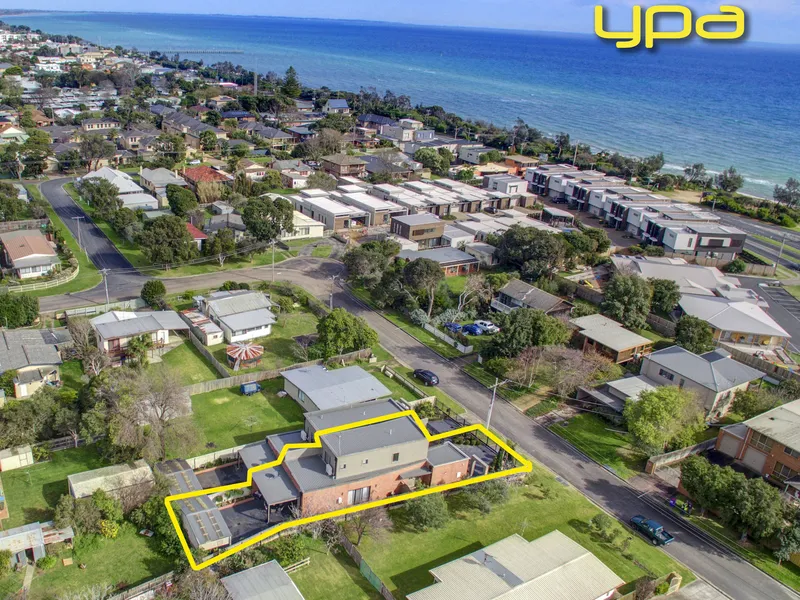 APPROX. 100 METERS TO THE BEACH