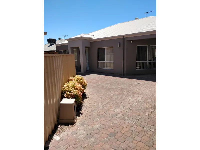 Immaculate, low maintenance, 3 bedroom home in perfect Location