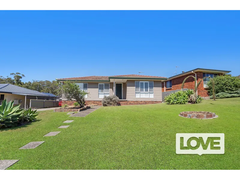 Renovated delight in tranquil Cul-de-Sac