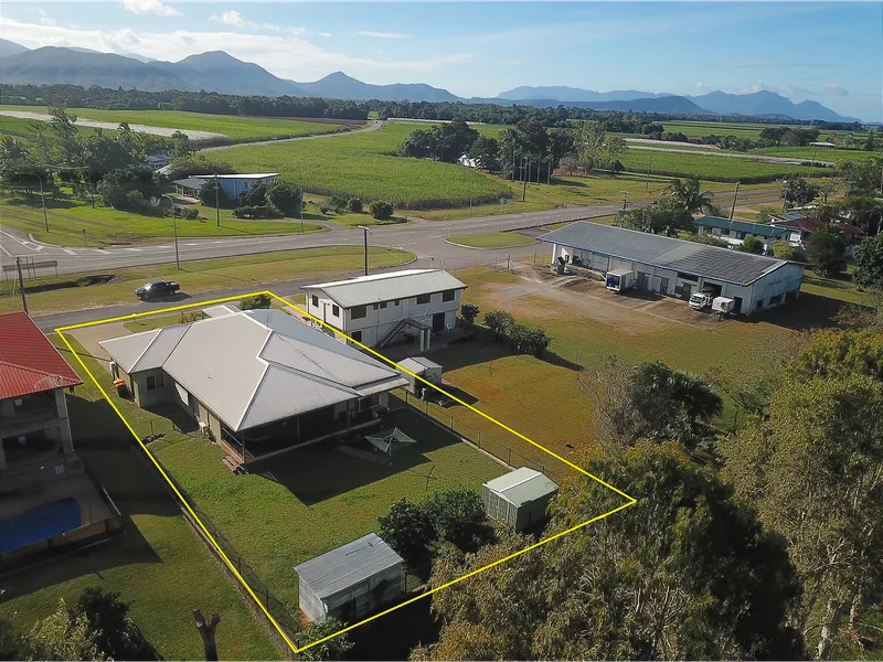 MODERN FAMILY HOME Set to impress !!