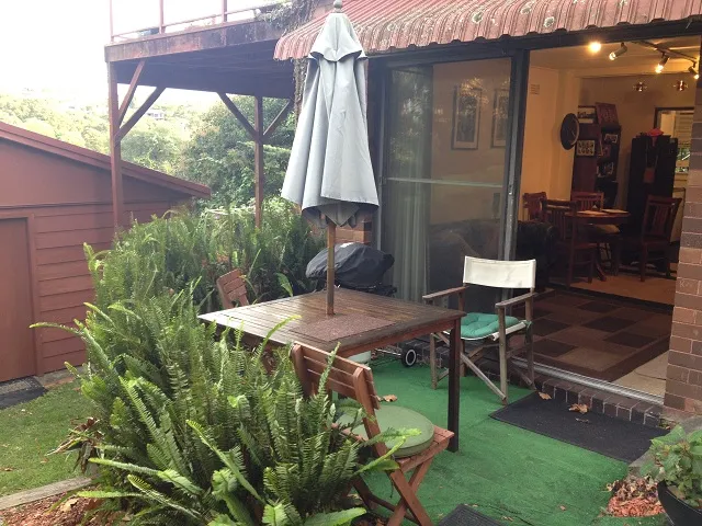 Large 2 bedroom granny flat. Small Pet Ok Ring 0416 27 43 27