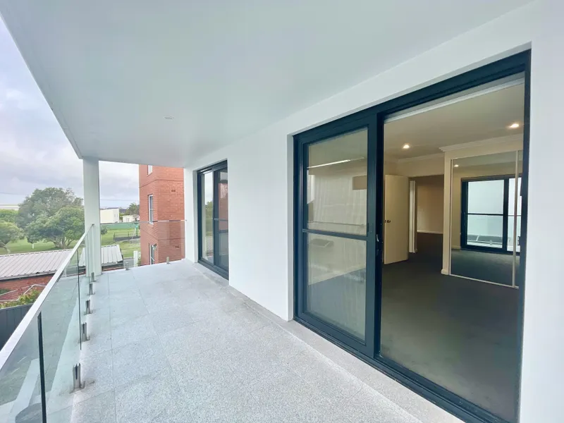 Immaculate Beach Pad with Stunning North East Aspect!