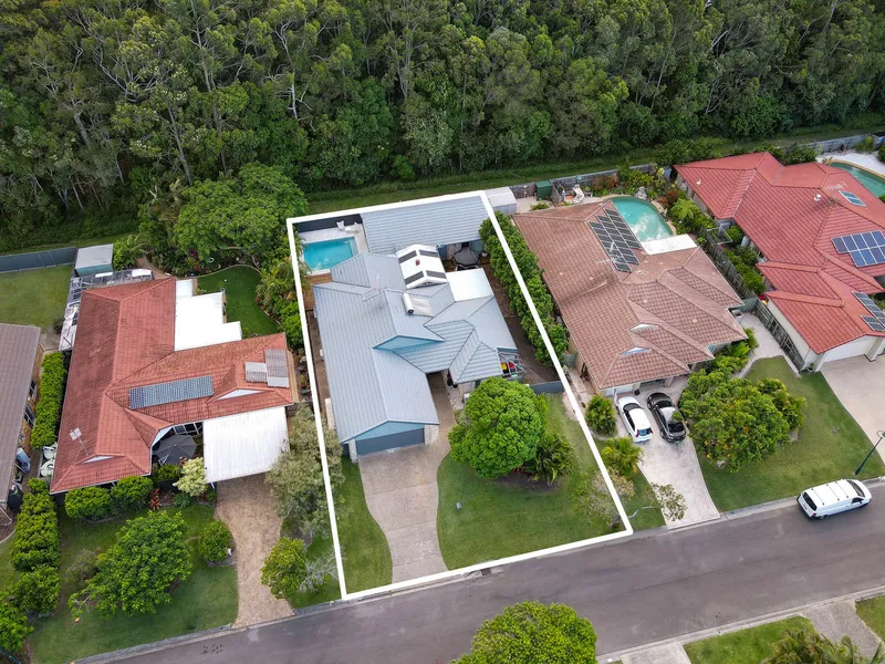 MULTIPLE INCOME & LIFESTYLE OPTIONS - PEACEFUL CONVENIENT LOCATION