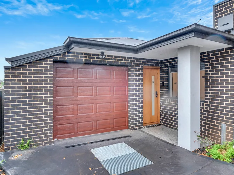 Modern Comfort in Quiet Location