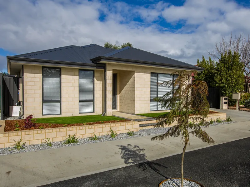 Gem in Columba Street, South Bunbury