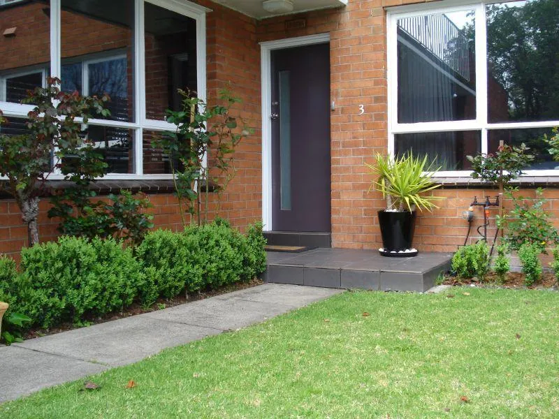 Close to Mont Albert Train Station