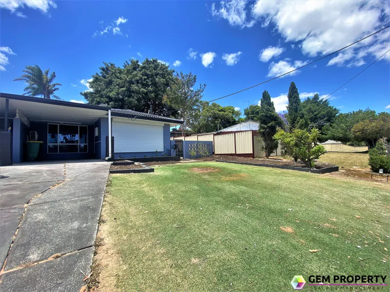 2x1 Duplex in Great Location!