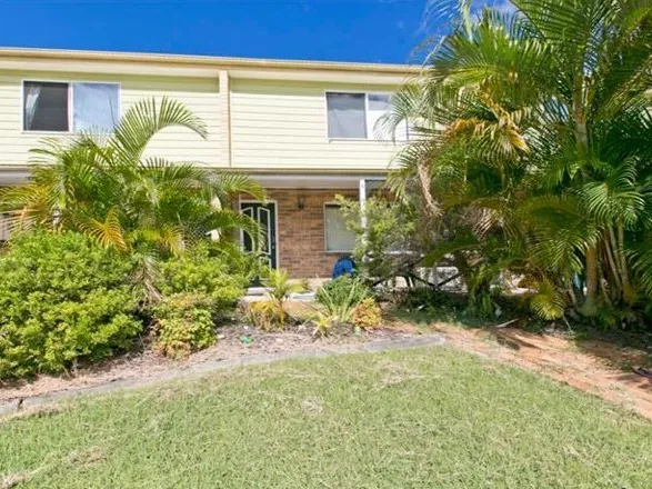 CENTRAL LOCATION CLEVELAND - OFFERS OVER $295,000.00 Considered 