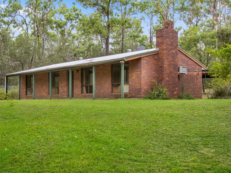 Renovator's delight on acreage 
