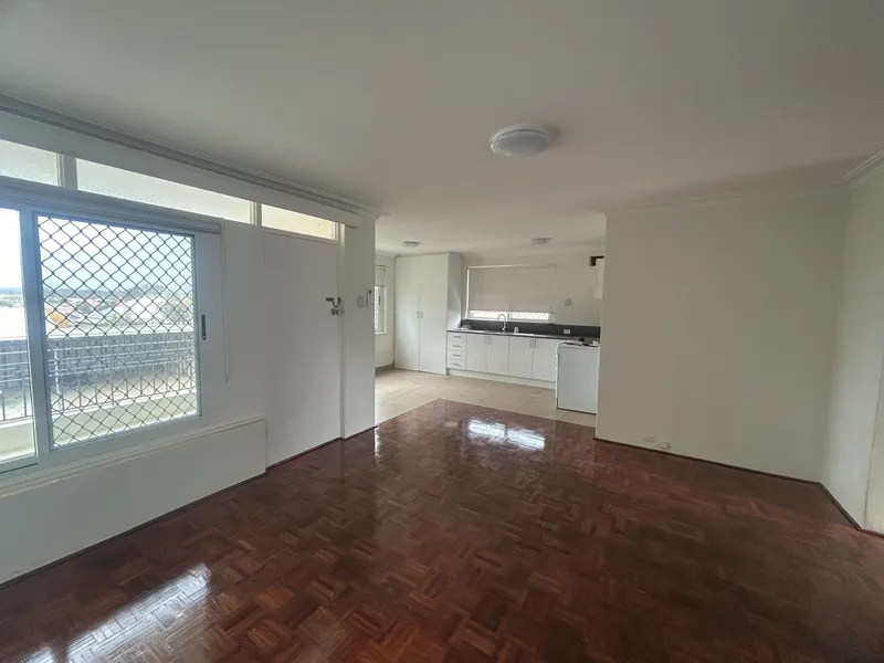 The View Complex - Fully Renovated