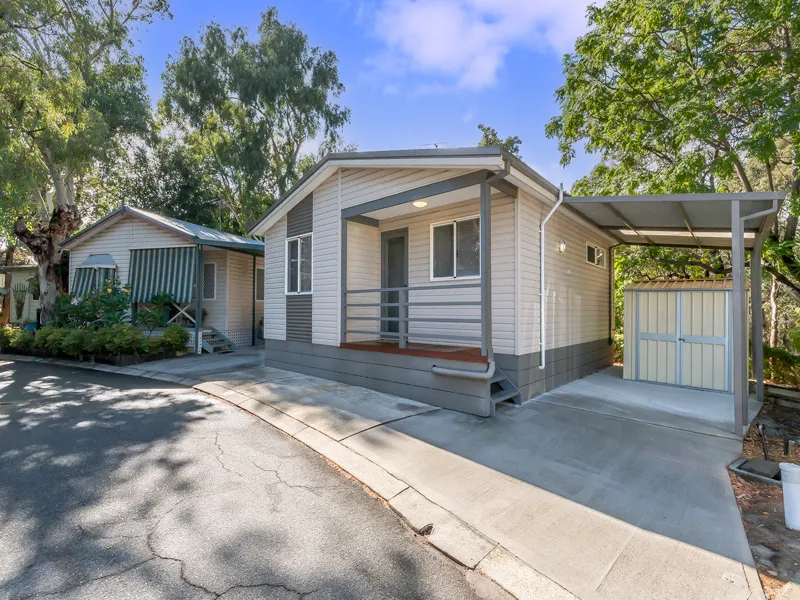 Stylish, contemporary and superbly priced!!